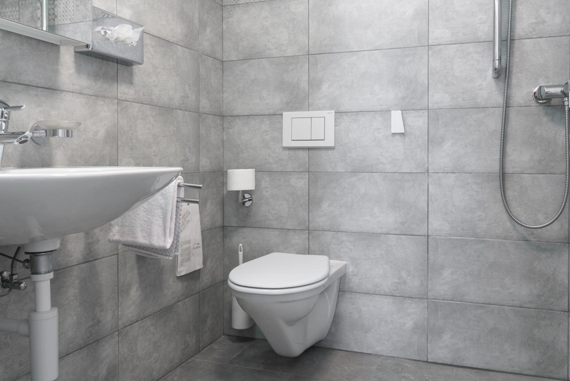 Ca' Del Borgo, Rooms & Suites Poschiavo Oda fotoğraf